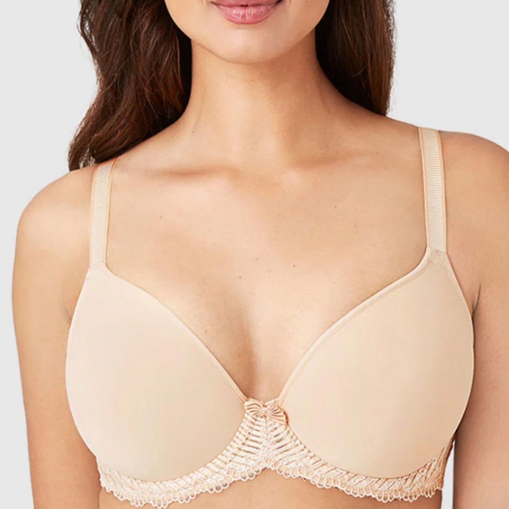 💕 Wacoal la femme underwire T-shirt bra  cream push up bra Size 34D neutral sand
